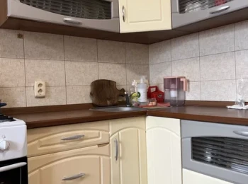 Продаж квартири по вул.Єськова з гарним ремонтом, 1 кімнатні
