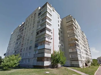 Продаж квартири н цегляному будинку на 2-ому поверсі, 3 кімнатні