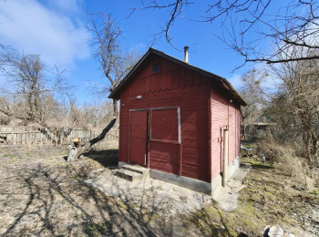 Продам приватизовану дачу у Пролетарському Гаю, біля озера Земснаряд., Дачі
