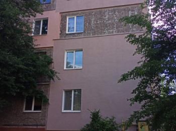 Продаж 3-х кімнатної квартири з меблями по вулиці Самоквасова 18 (мікрорайон Шерстянка), 3 кімнатні