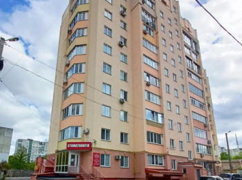 Продаж квартири 84 м2 в новобудові, з ремонтом, вул. Зелена., 3 кімнатні