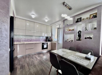 ПРОДАЖ 3-кімнатної квартири по вул. В. Чорновола, 15а. ІПОТЕКА 3%, 3 кімнатні